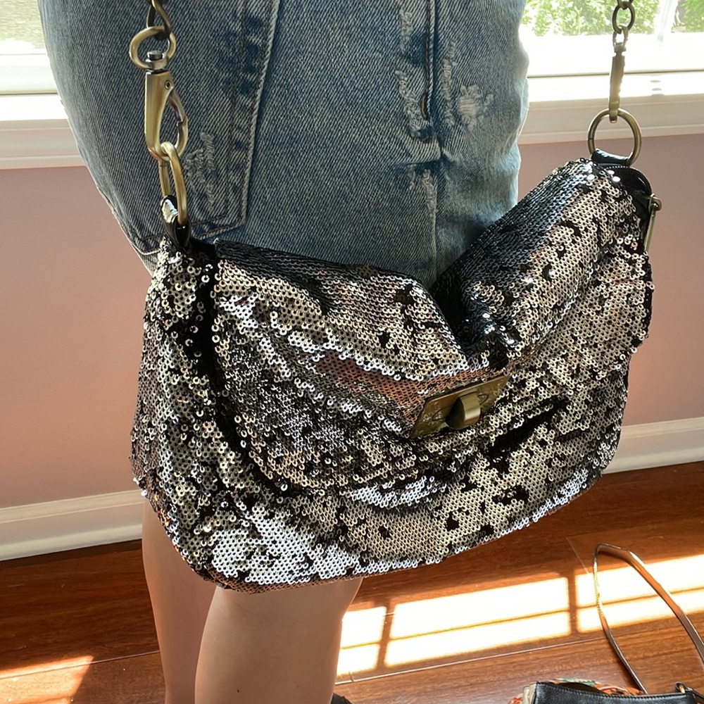 Sequenced Bag - image 1